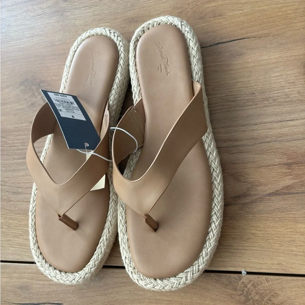 Universal Thread Women's Ginger Espadrille Sandals With Memory Foam Insole, Tan